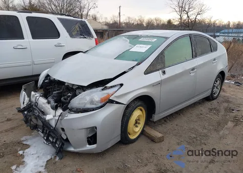 2010 Toyota Prius Iv z USA, uszkodzony, nr VIN JTDKN3DU3A0039112